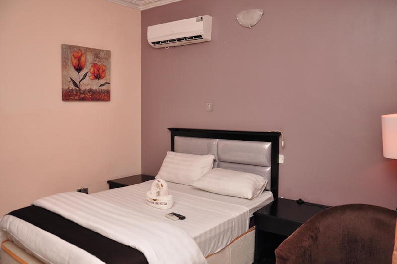 Grand Bank Link Hotel Otta Εξωτερικό φωτογραφία